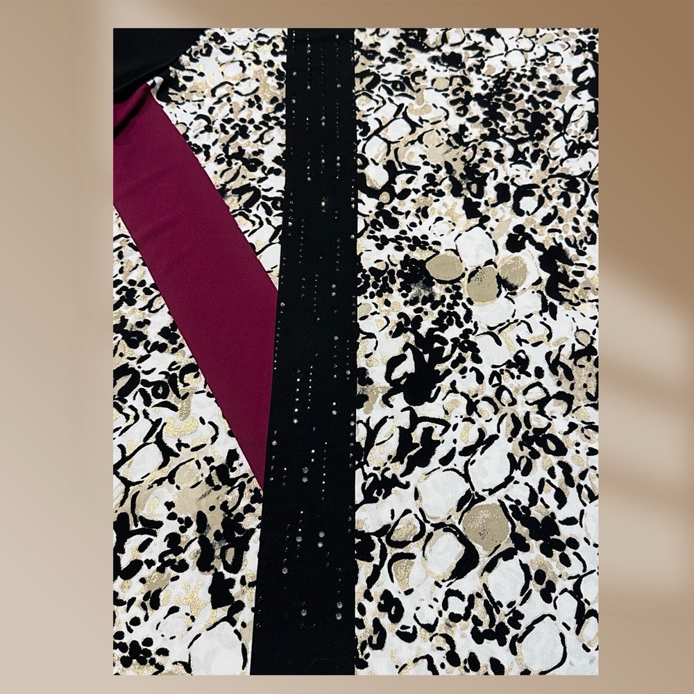 JM Collection Women's Sz 2XL Beautiful Black White Burgundy Gold Foil Top - Picture 3 of 5